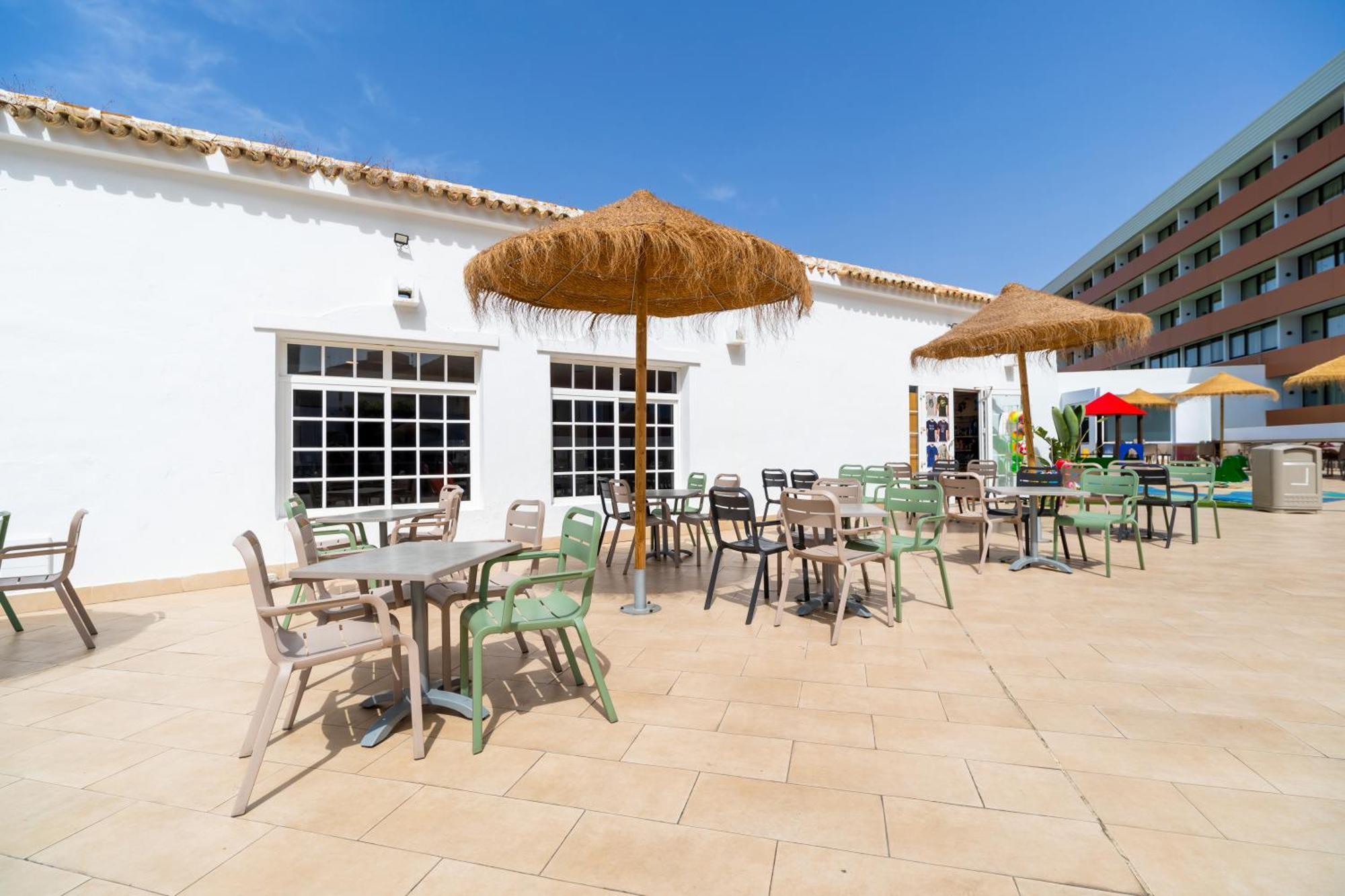 ホテル Ohtels Carabela マタラスカニャス エクステリア 写真